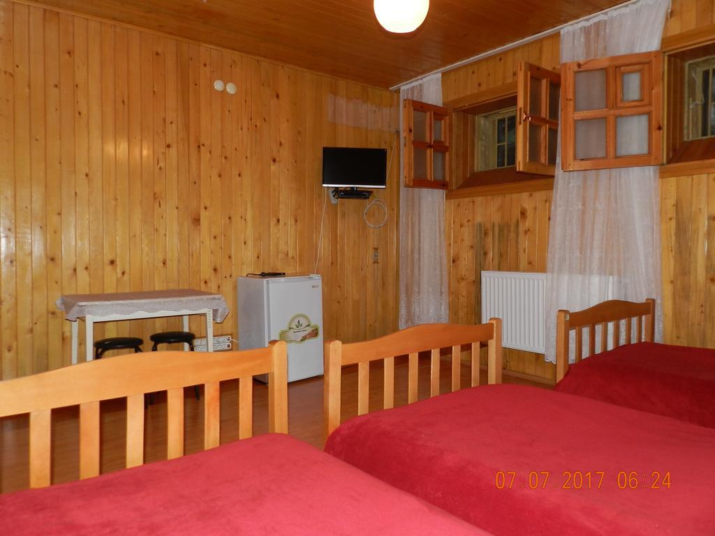 Room 404 Guest House Tbilisi Bagian luar foto