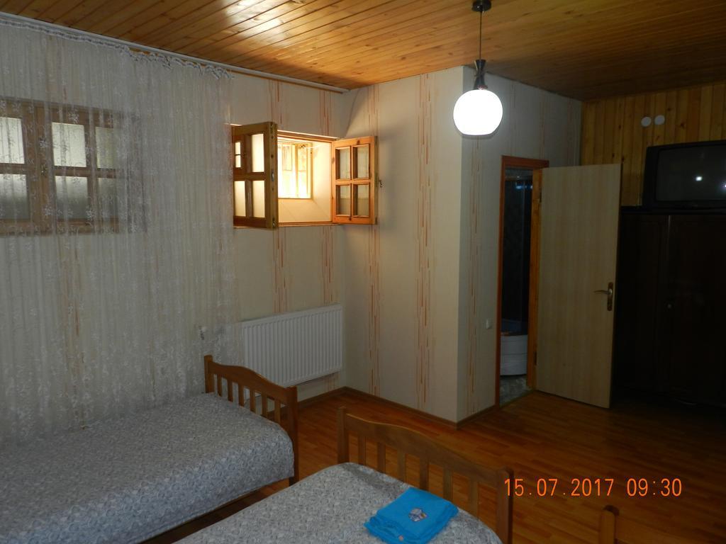 Room 404 Guest House Tbilisi Bagian luar foto